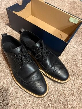 Cole Haan Black Leather Wingtip Brogues with Tan Welt